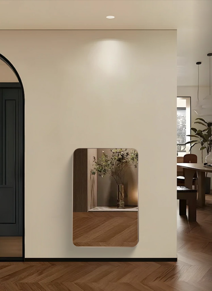 Low-base Floor Mirror